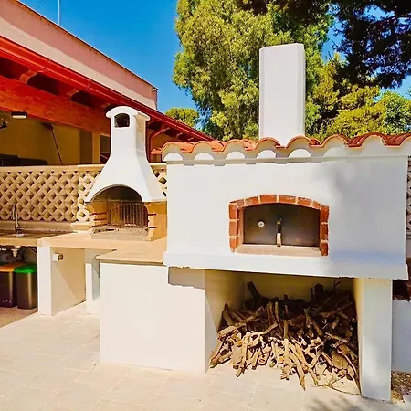 Villalauraecostanza فيلة باري