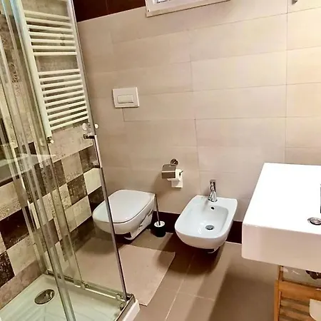 فيلة Villalauraecostanza *