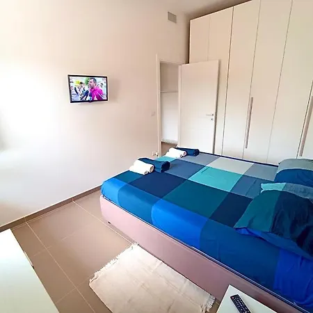فيلة Villalauraecostanza