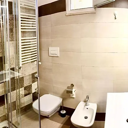 Villalauraecostanza فيلة باري