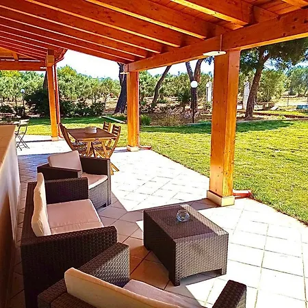 فيلة Villalauraecostanza باري
